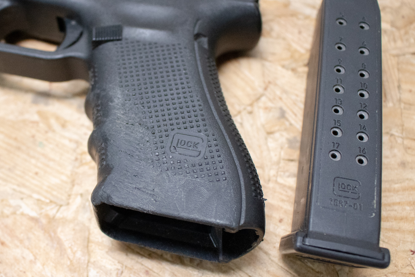 GLOCK 17 Gen4 9mm Police Trade-In Pistols with Night Sights and TLR-1 Light (Fair Condition)